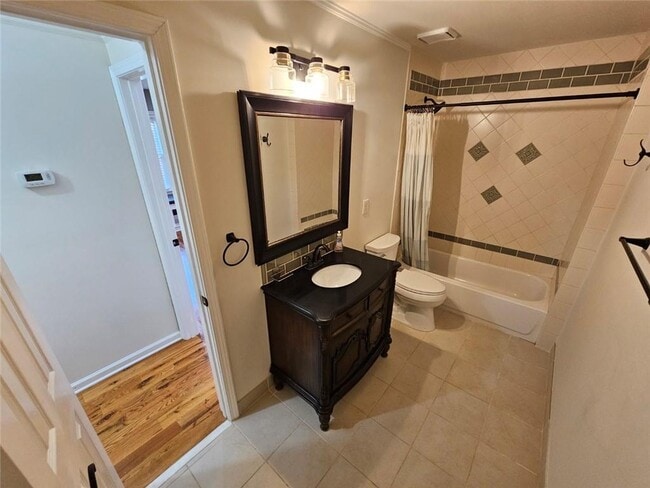 Building Photo - 11640 Vista Forest Dr