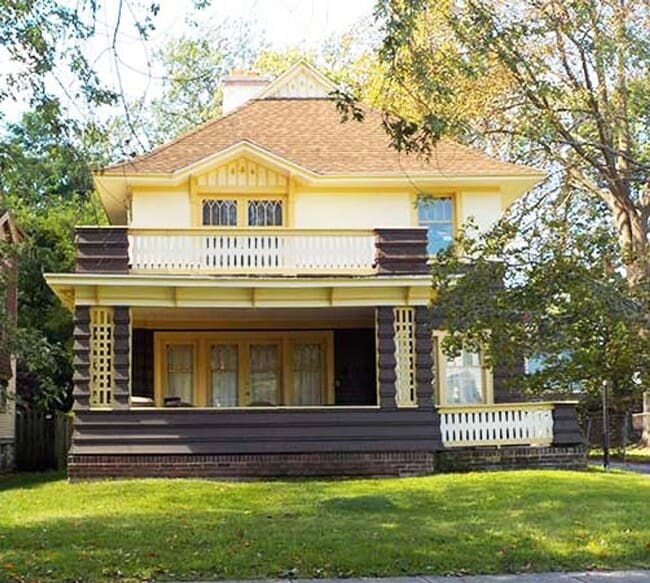 Building Photo - 464 Allen St