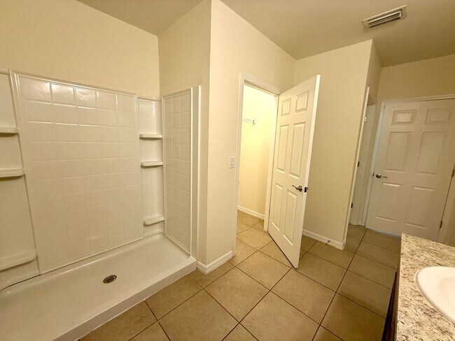 Building Photo - Welcome Home!