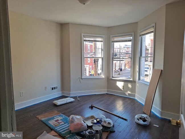 Building Photo - 1100 Green St