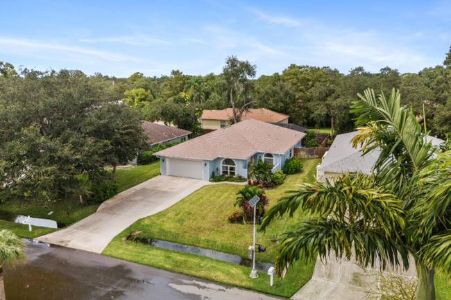 Building Photo - 4360 Iola Dr