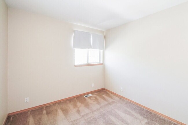 Building Photo - 25719 SE 37th St