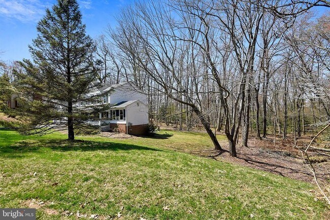 Building Photo - 980 Old Holly Dr