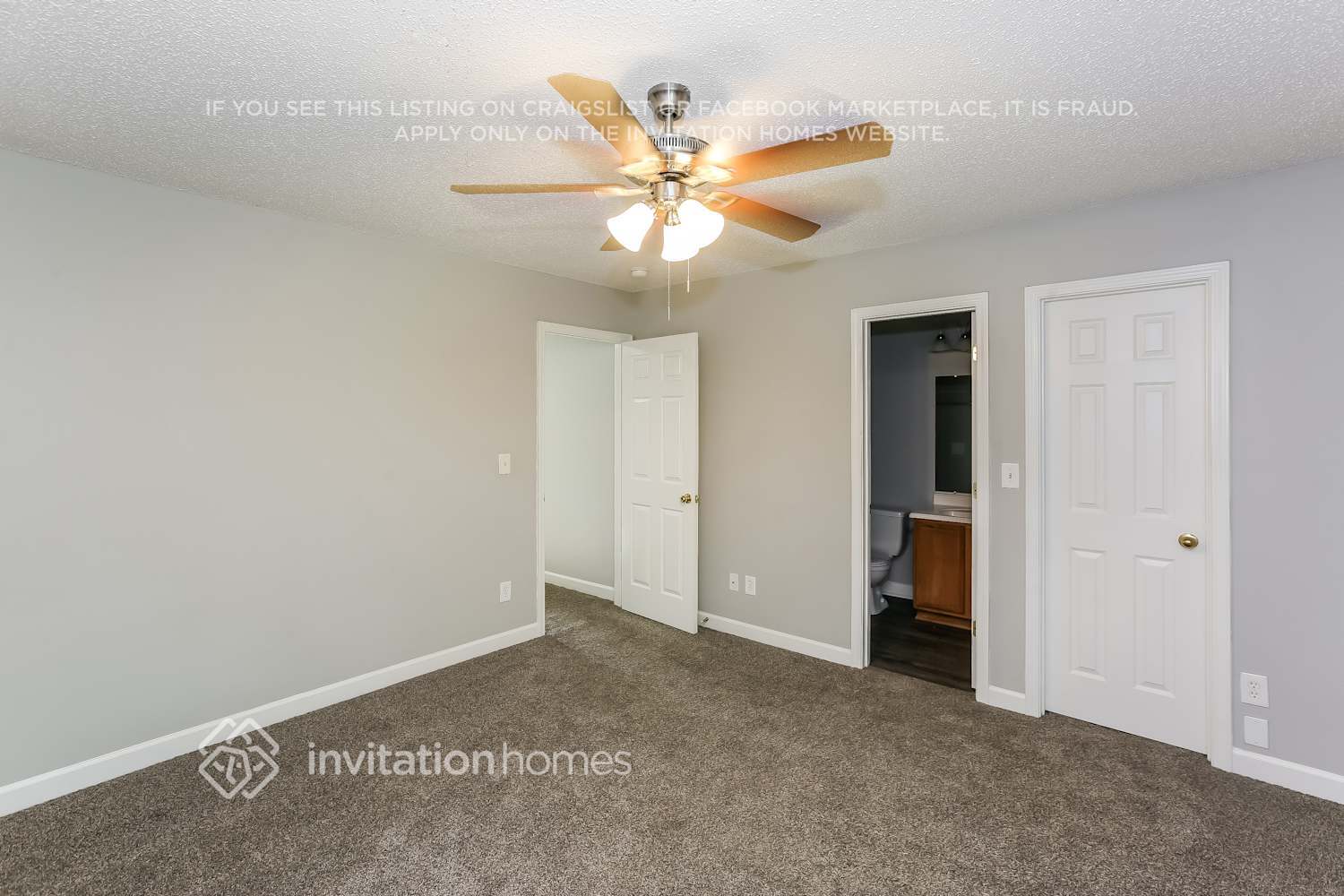 Building Photo - 916 Anchor Way NE