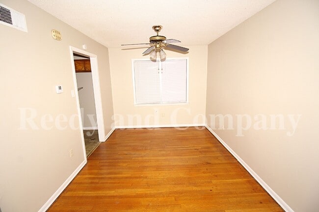 Building Photo - 3635 W Big Bend Dr