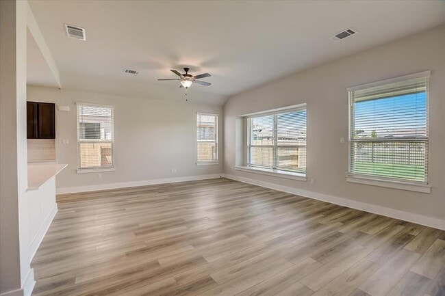 Building Photo - 2417 Caddo Canoe Dr