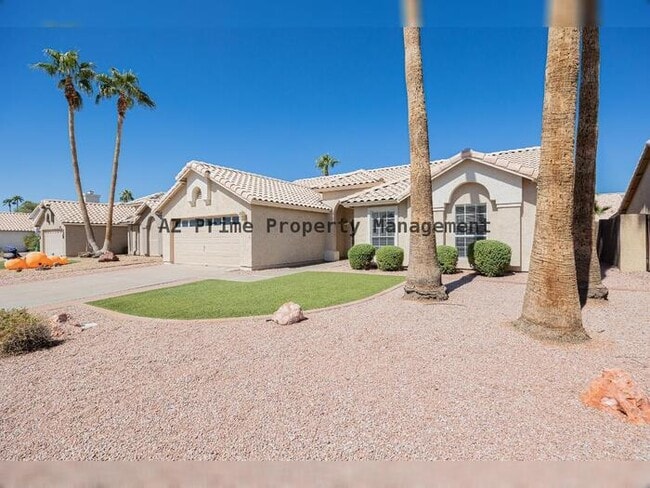 Building Photo - 4326 E Encinas Ave