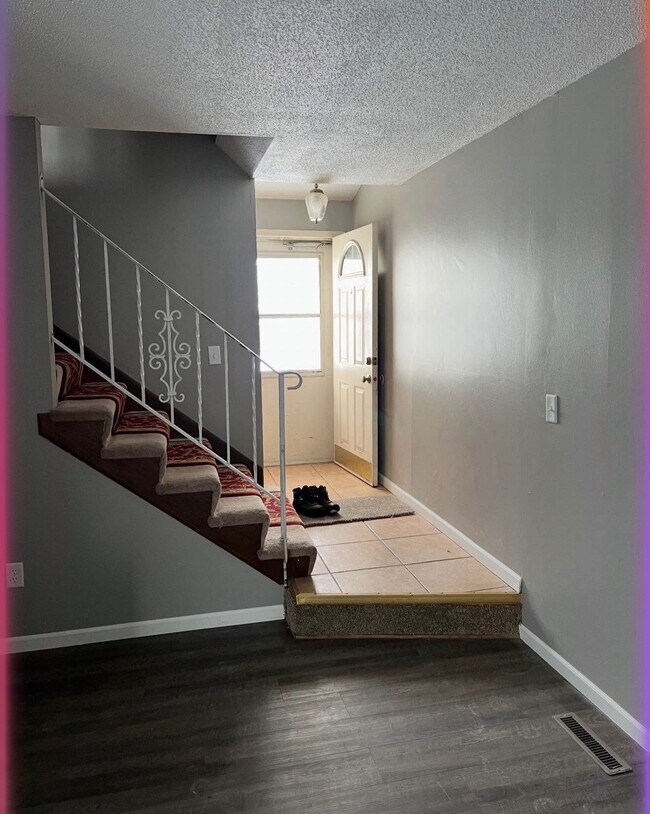 Building Photo - 8422 Brunswick Ct N