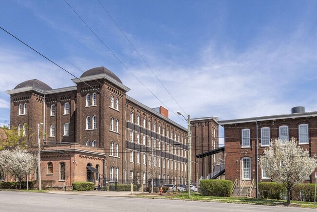Building Photo - 1350 Rosa L Parks Blvd