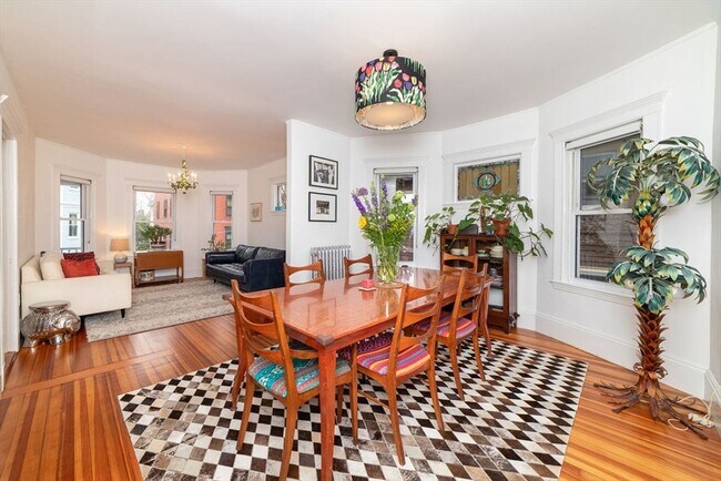 Building Photo - 12 Parkton Rd