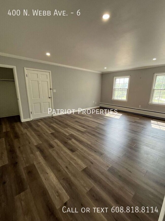 Building Photo - 400 N Webb Ave