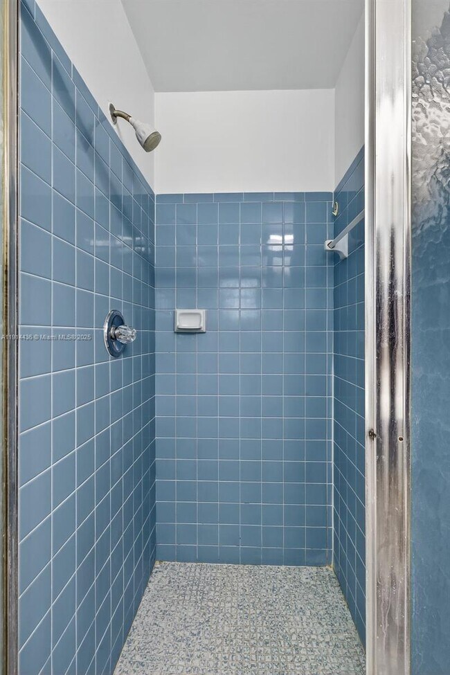 Building Photo - 5331 Belleville Rd