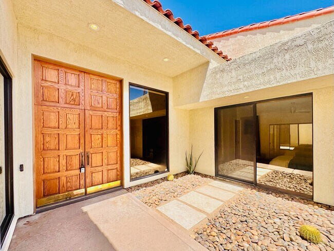 Building Photo - 49435 Ave Club La Quinta