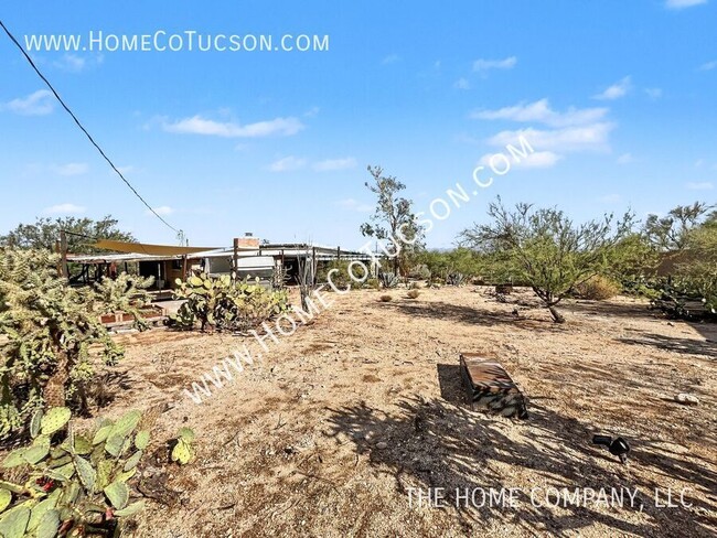 Building Photo - 120 E Magee Rd