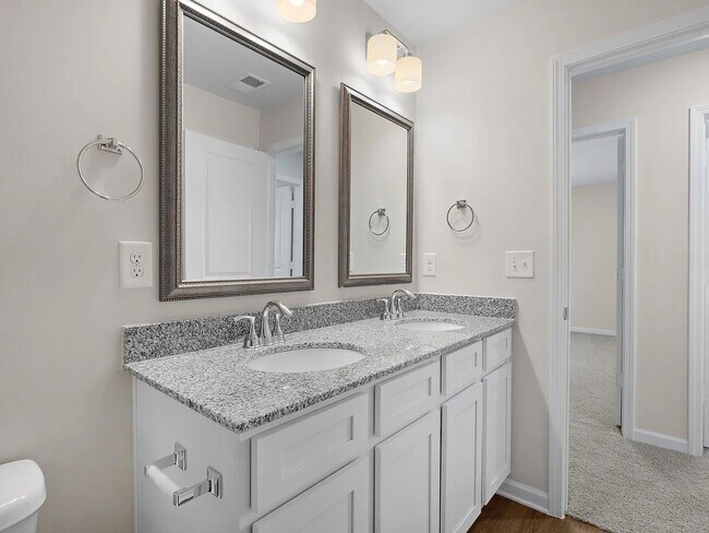 Building Photo - New Construction and available now!