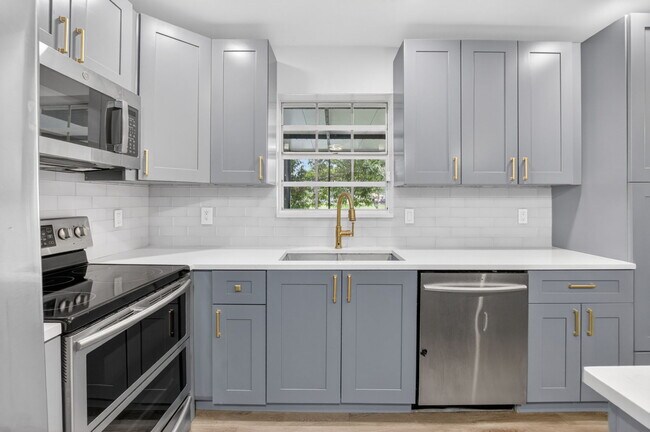 Building Photo - 1751 Banyan Creek Ct