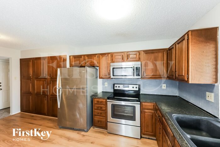 Building Photo - 2605 Trailridge Dr