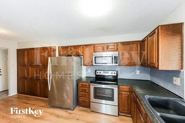 Building Photo - 2605 Trailridge Dr
