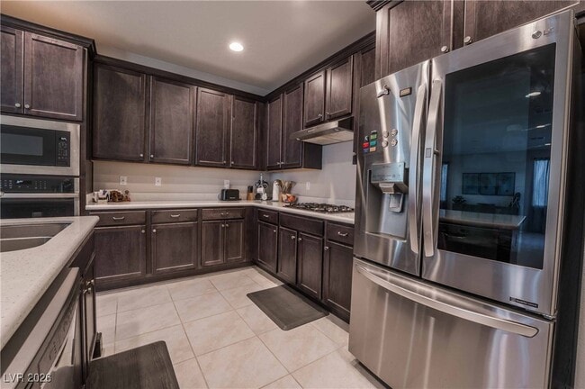 Building Photo - 1115 E Sunset Rd