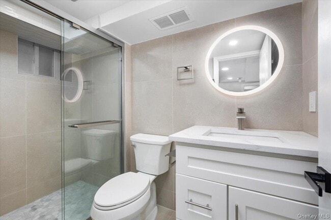 Building Photo - 28 Cross St