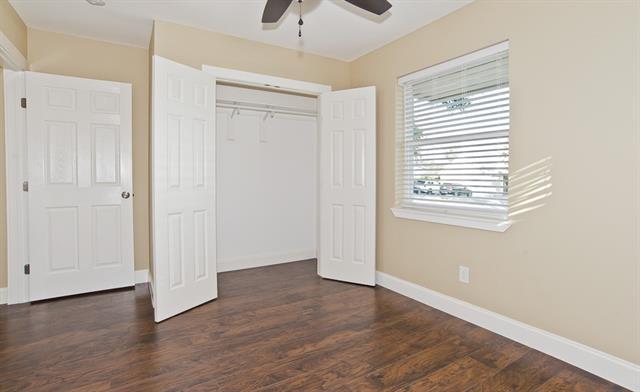 Building Photo - 8911 Angleton Pl