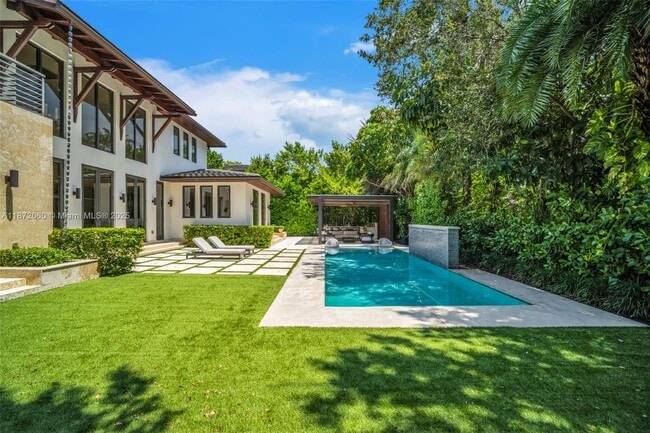 Building Photo - 6120 SW 80th St