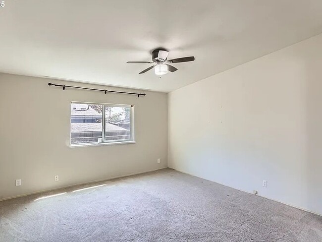 Building Photo - 13620 SW Beef Bend Rd