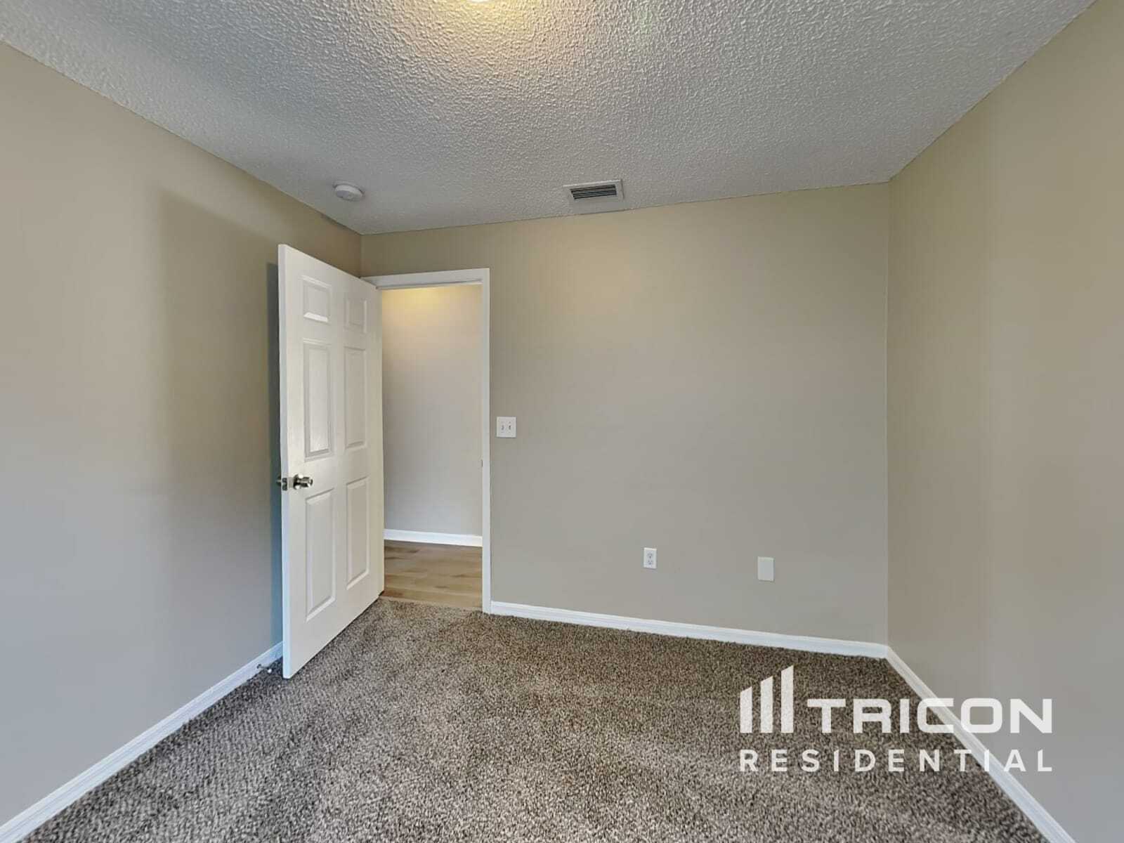 Building Photo - 12906 Brant Tree Dr