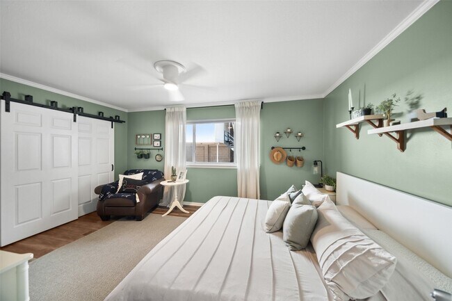 Building Photo - 4040 San Felipe St