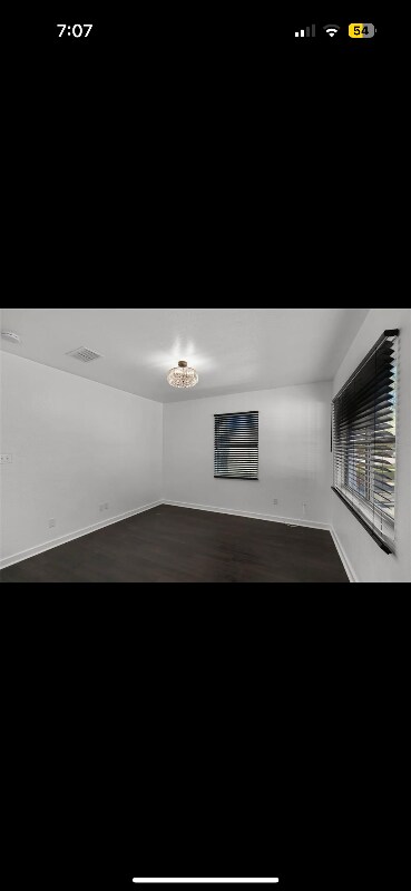 Building Photo - 1301 Ave L