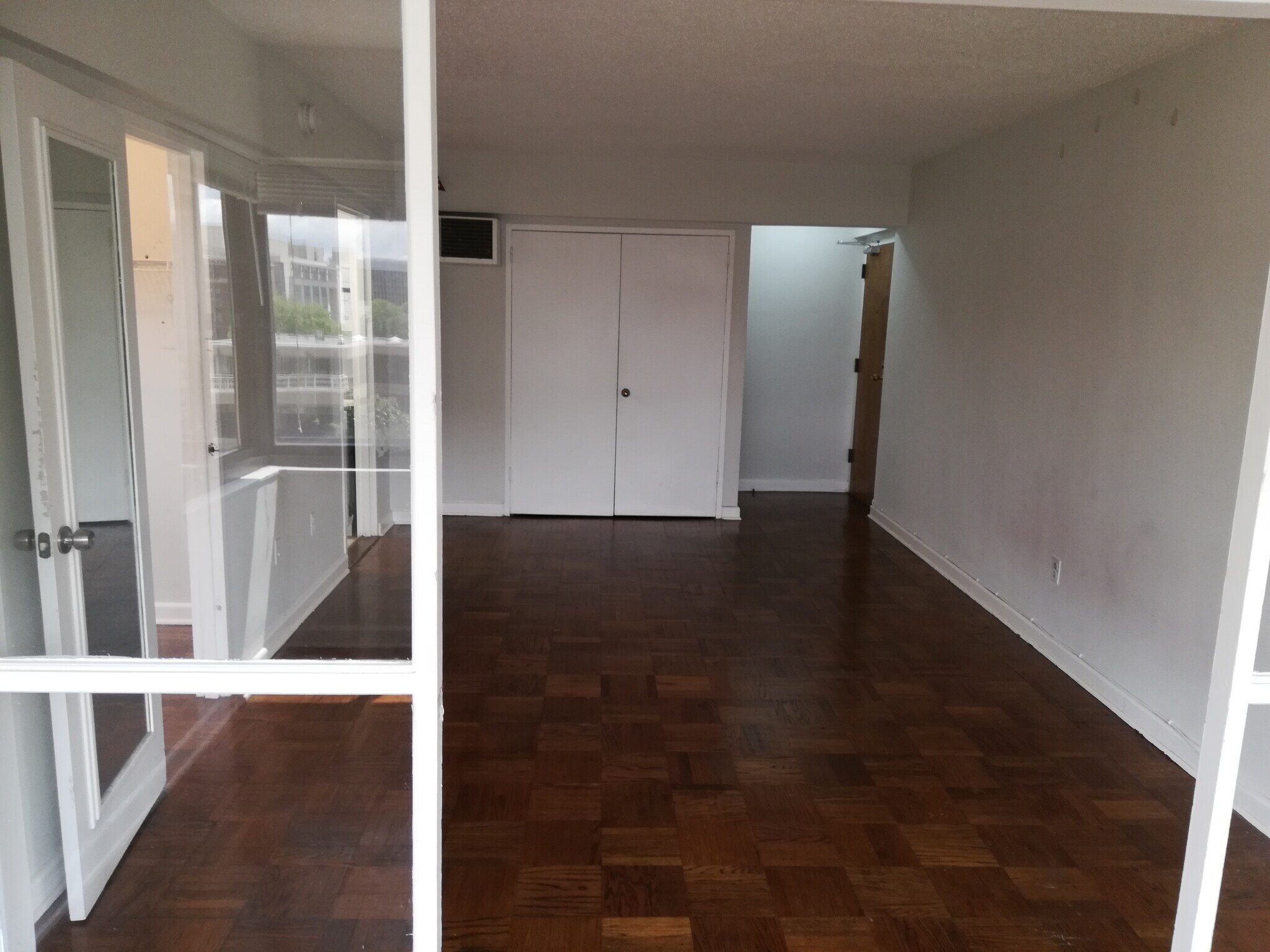 Entrance - 2141 I Street Northwest