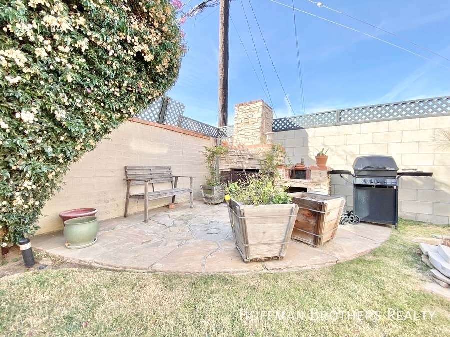 Building Photo - 2822 11th St