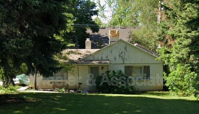 Primary Photo - 1129 Harrop St