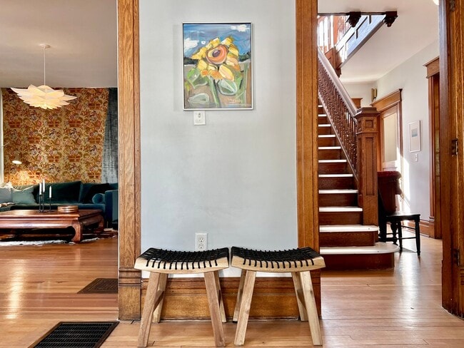 Building Photo - Victorian Gem in the Heart of Downtown – F...