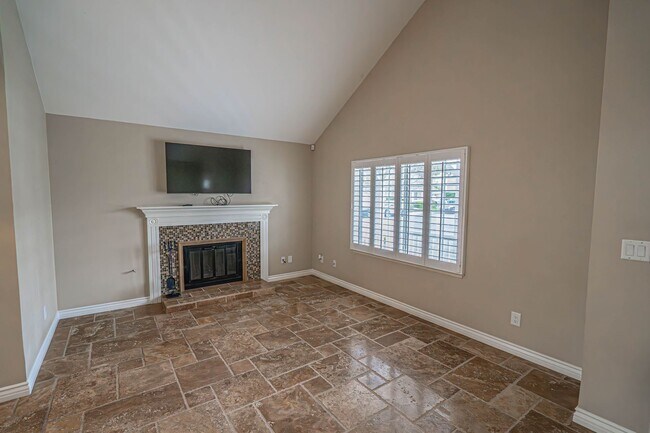Building Photo - COMING SOON! Charming 2-Bedroom Home with a Versatile Loft in The Bungalows of Valencia!