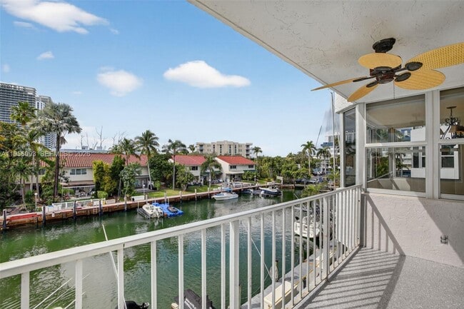 Building Photo - 16565 NE 26th Ave