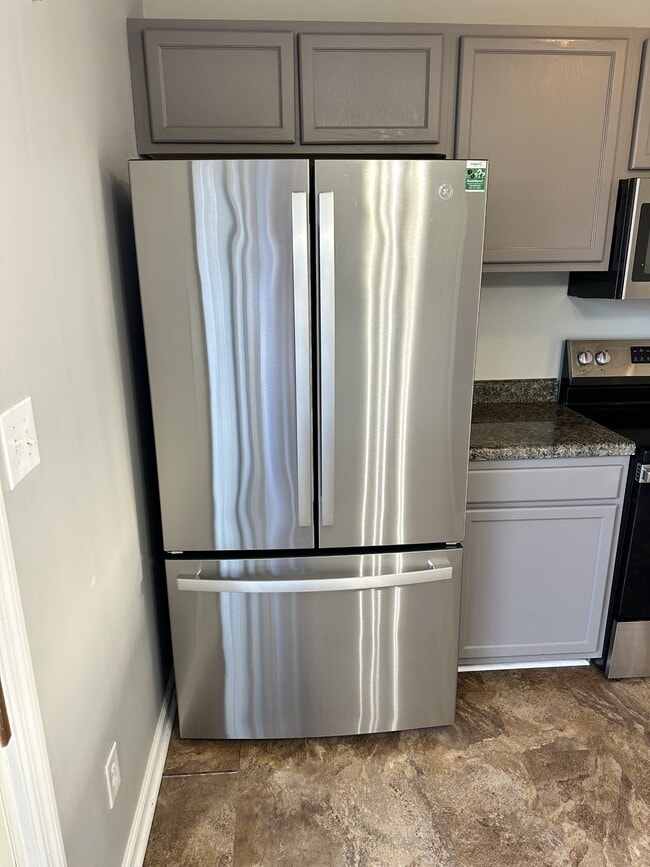 Building Photo - 113 Byrum Run