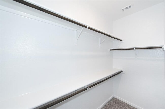 Building Photo - 383 Cross Barn Blvd