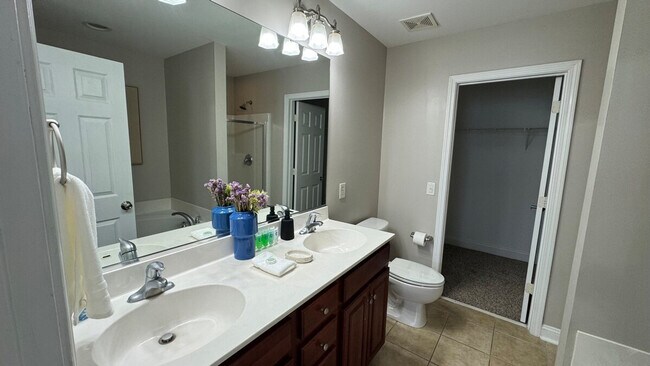 Building Photo - 135 Growden Ln