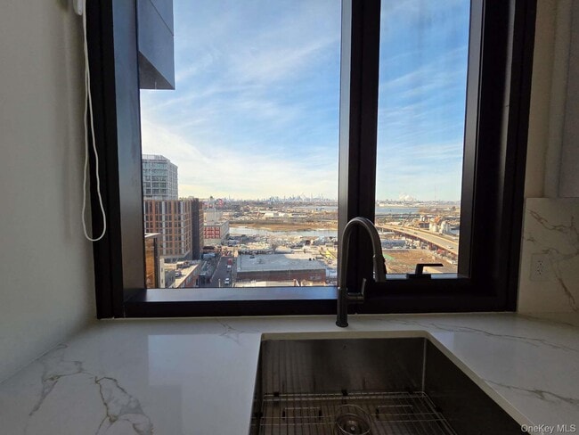 Building Photo - 36-21 Prince St