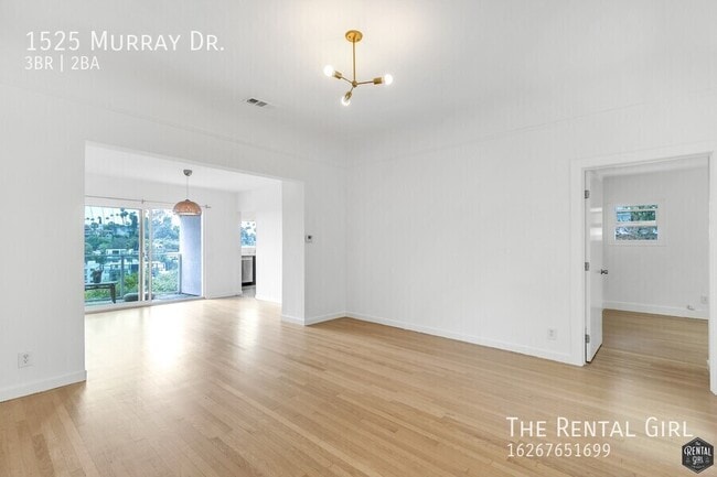 Building Photo - 1525 Murray Dr
