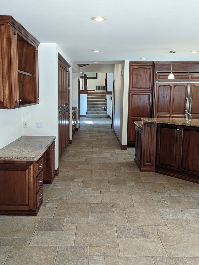 Building Photo - Luxury 5 Bedroom Home in Palo Verde Ranch