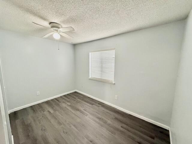 Building Photo - 308 Miracle Strip Pkwy