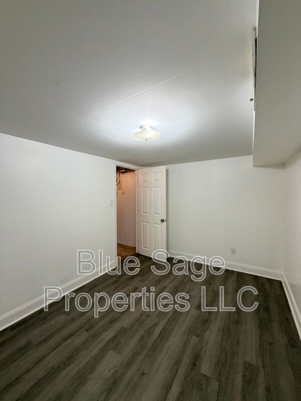 Building Photo - 314 Spruce St