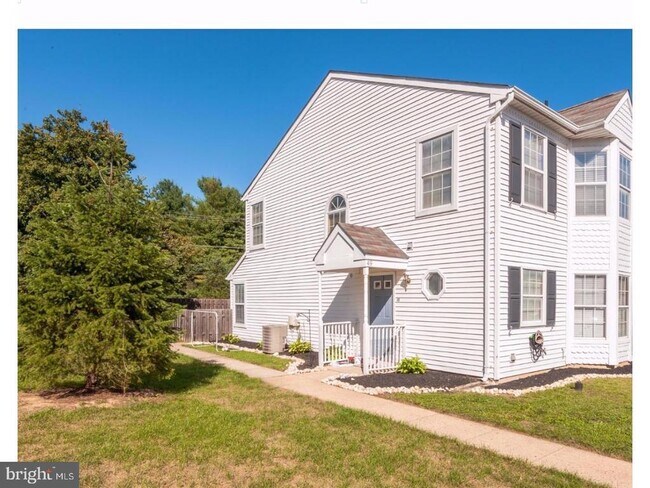 Building Photo - 49 Plumly Way