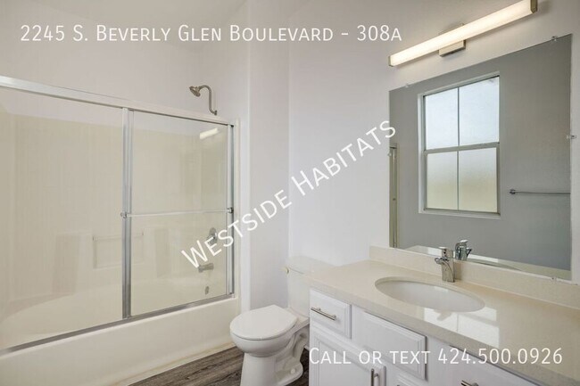 Building Photo - 2245 S Beverly Glen Blvd