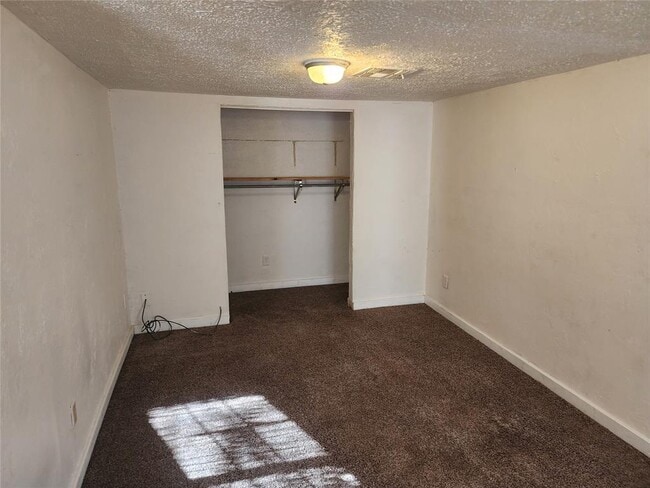 Building Photo - 616 NW 36th St