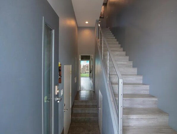 Building Photo - 969 Sigsbee St