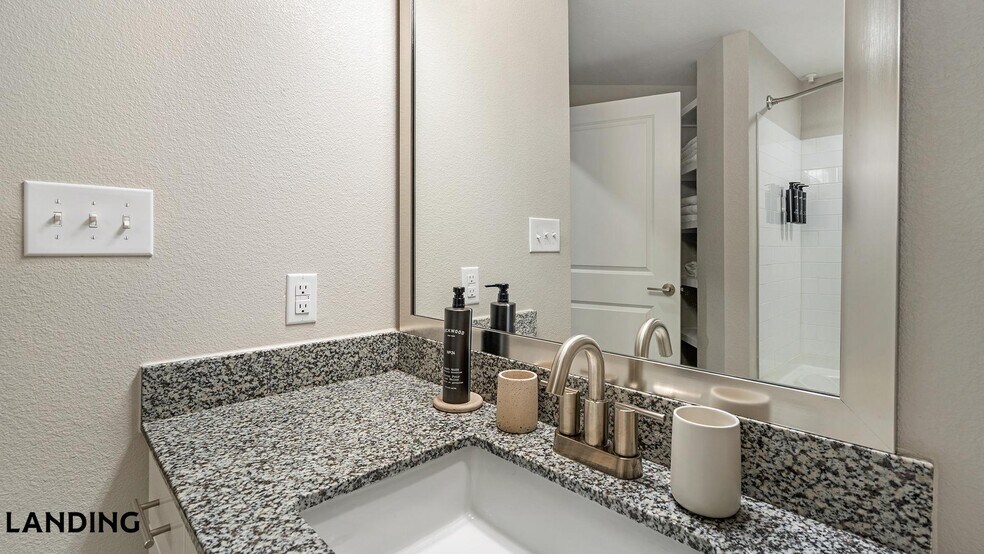 Building Photo - 503 Richland Hills Dr