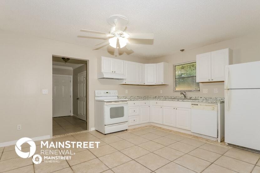 Building Photo - 6802 Santa Clara Blvd